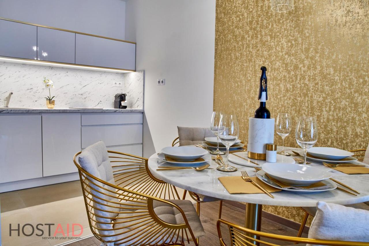 Azur Apartment - Hostaid Шиофок Экстерьер фото